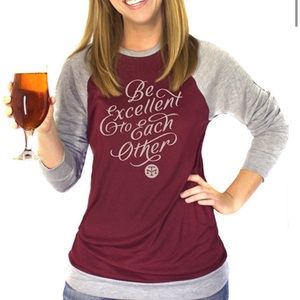 Modern Times Beer Women’s Long Sleeve Size Small